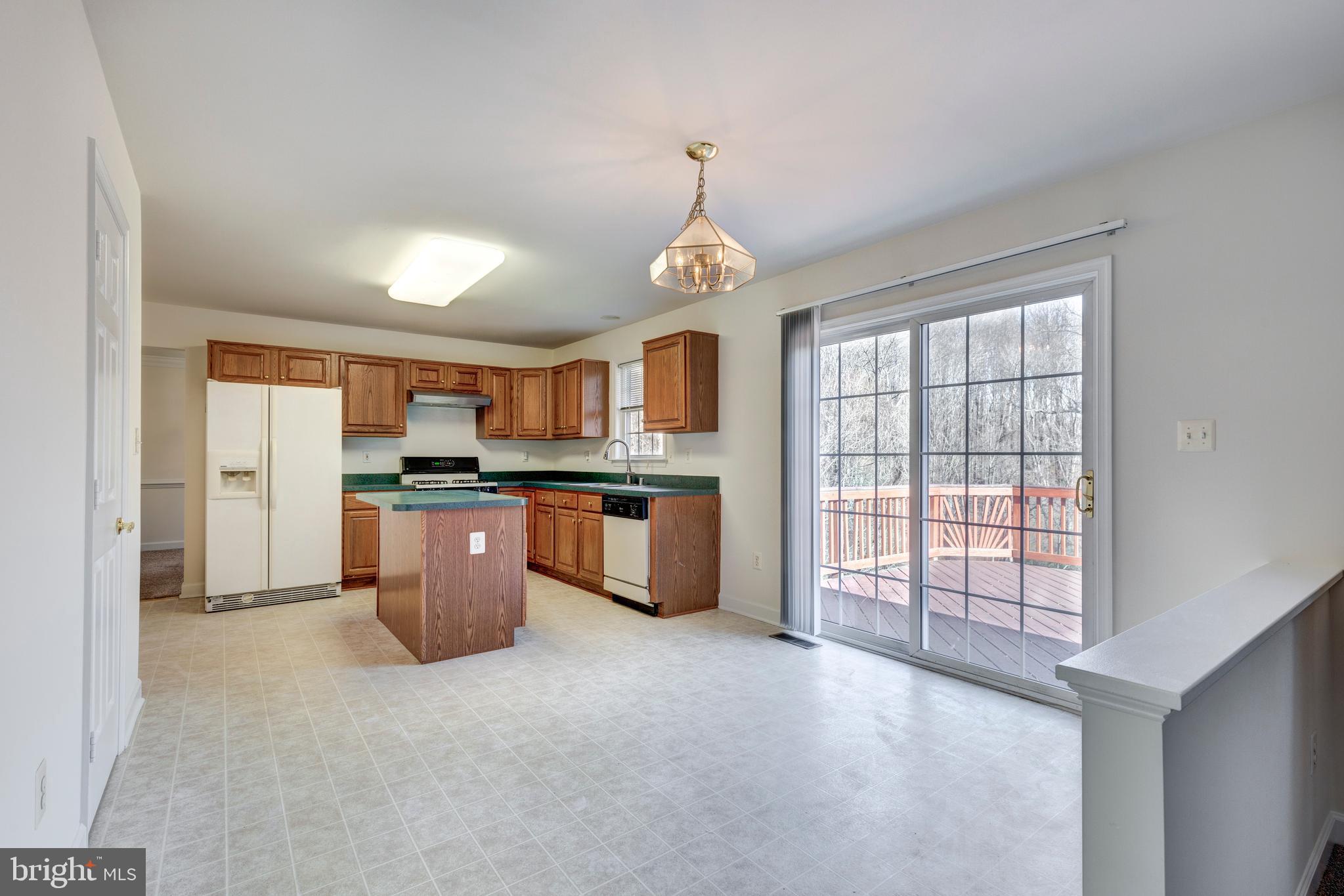 7680 Swallow Road Sykesville, MD 21784 - Photo 25 of 56