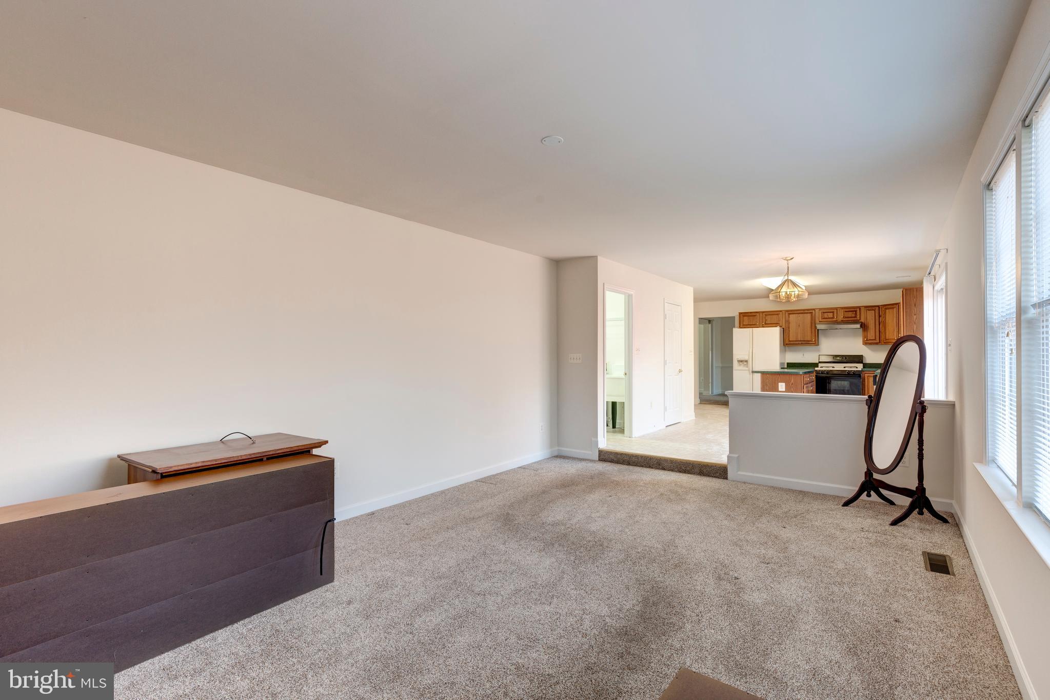 7680 Swallow Road Sykesville, MD 21784 - Photo 33 of 56
