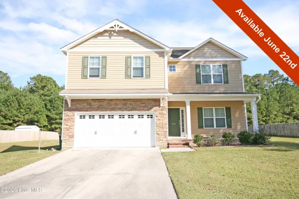 $2,035 | 204 Murifield Drive, Jacksonville, NC 28540