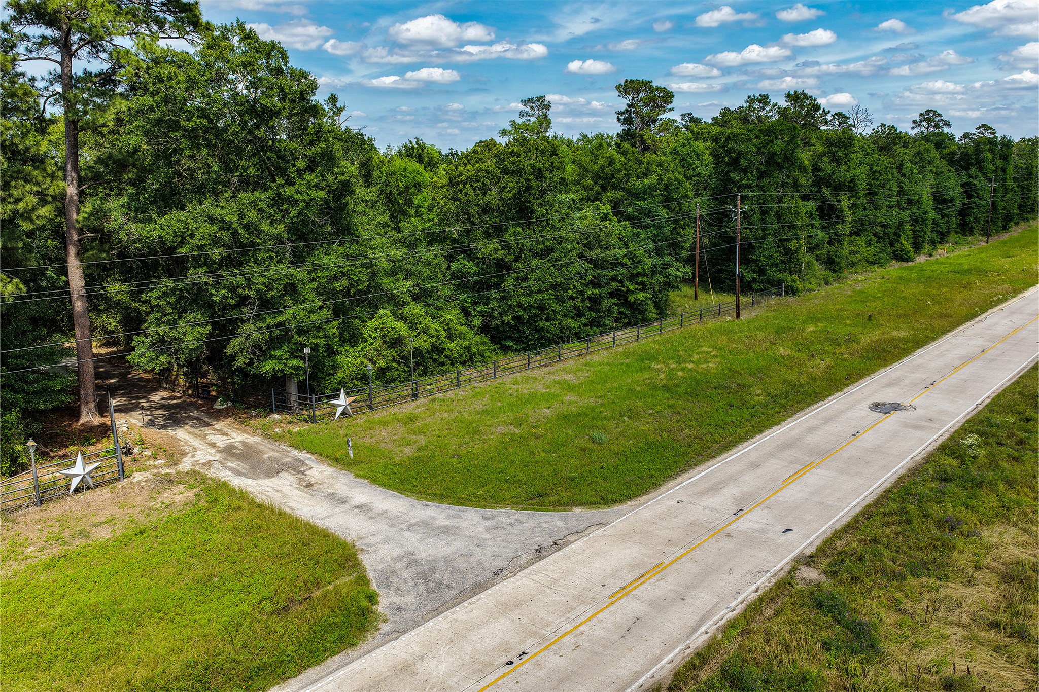 1726 Interstate 45 Huntsville, TX 77320 - Photo 4 of 49