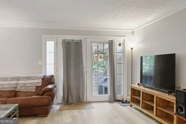 $275,000 | 6980 Roswell Road, Unit H1, Sandy Springs, GA 30328