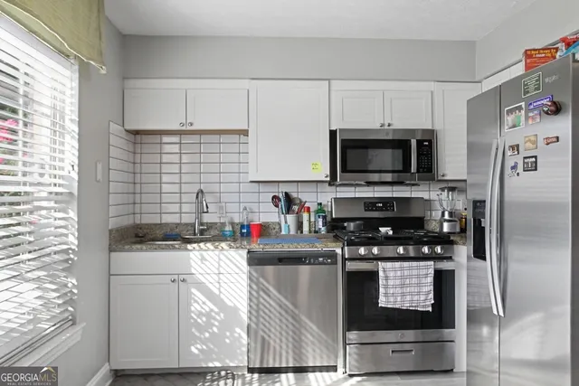 $275,000 | 6980 Roswell Road, Unit H1, Sandy Springs, GA 30328