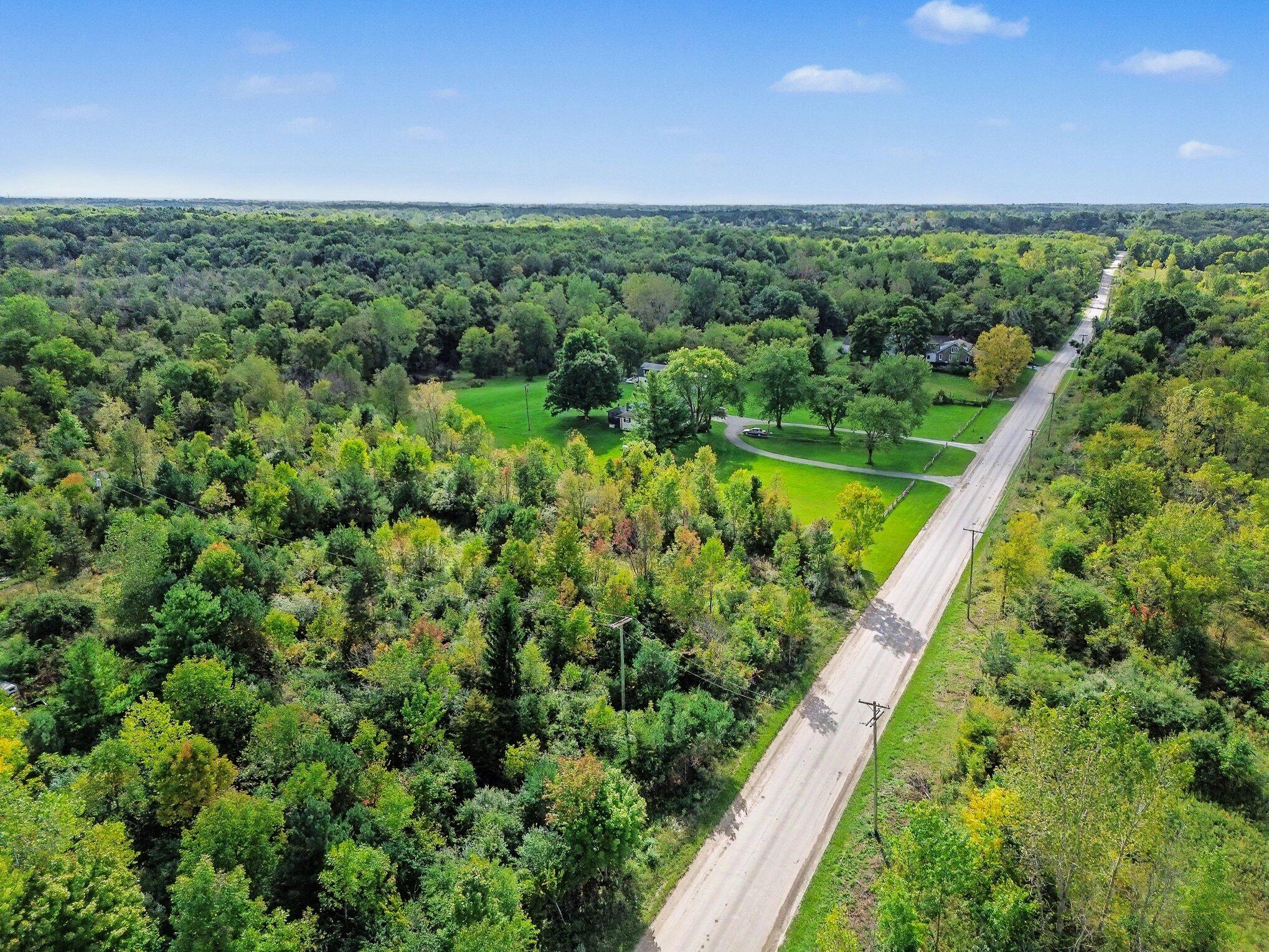 7730 Currie Road Northville, MI 48168 - Photo 13 of 21 009_file_3865