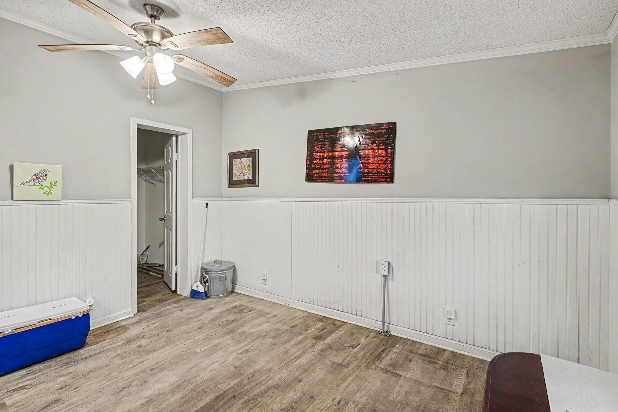 8896 Greer Road Lyles, TN 37098 - Photo 21 of 30 a view of a livingroom with an empty room