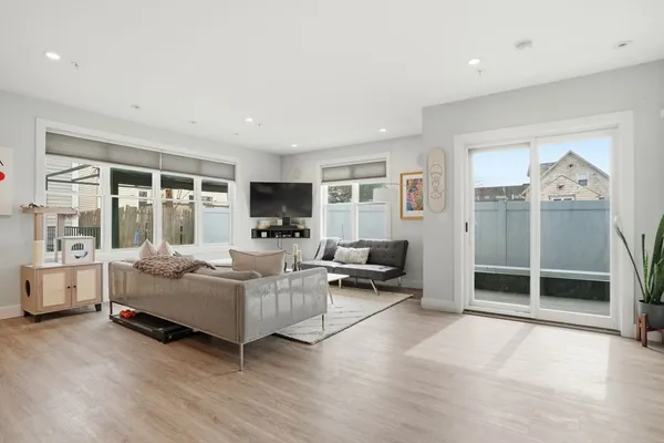 $639,000 | 151 Hancock Street, Unit 7, Quincy, MA 02171