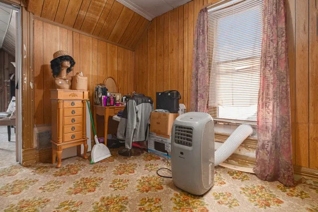 $105,000 | 955 Colfax Avenue, Benton Harbor, MI 49022