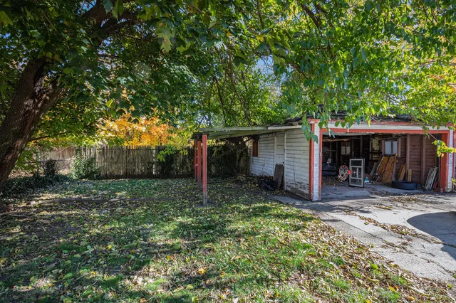 $105,000 | 955 Colfax Avenue, Benton Harbor, MI 49022