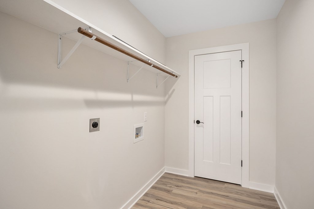 11819 Old Kentucky Road Walling, TN 38587 - Photo 22 of 24 Gallery Image 22