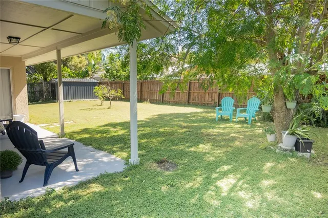 $392,450 | 419 Bloomingfield Drive, Brandon, FL 33511