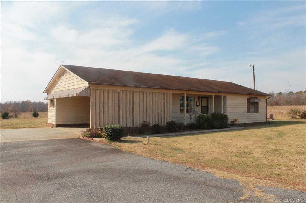 2753 Jennings Road Olin, NC 28660 - Photo 2 of 22 Gallery Image 2