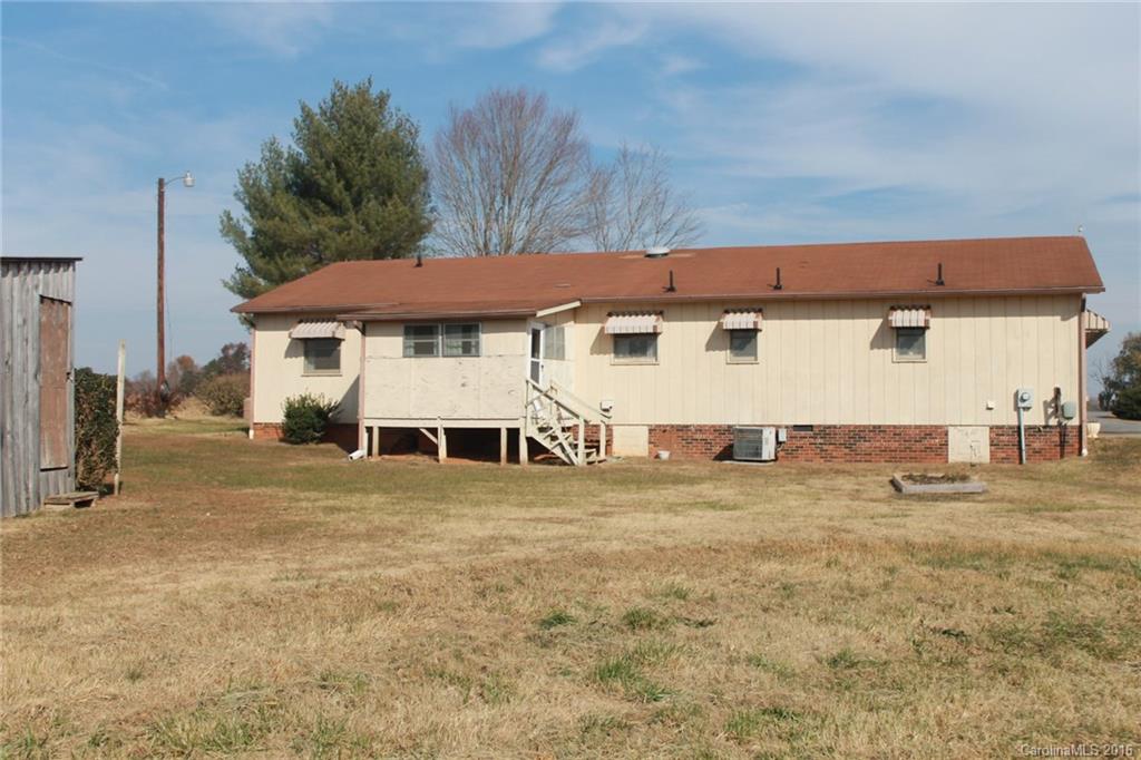 2753 Jennings Road Olin, NC 28660 - Photo 18 of 22 Gallery Image 18