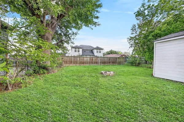 $1,375 | 6603 Conley Street, Houston, TX 77021