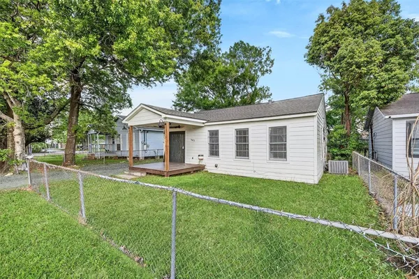 $1,375 | 6603 Conley Street, Houston, TX 77021