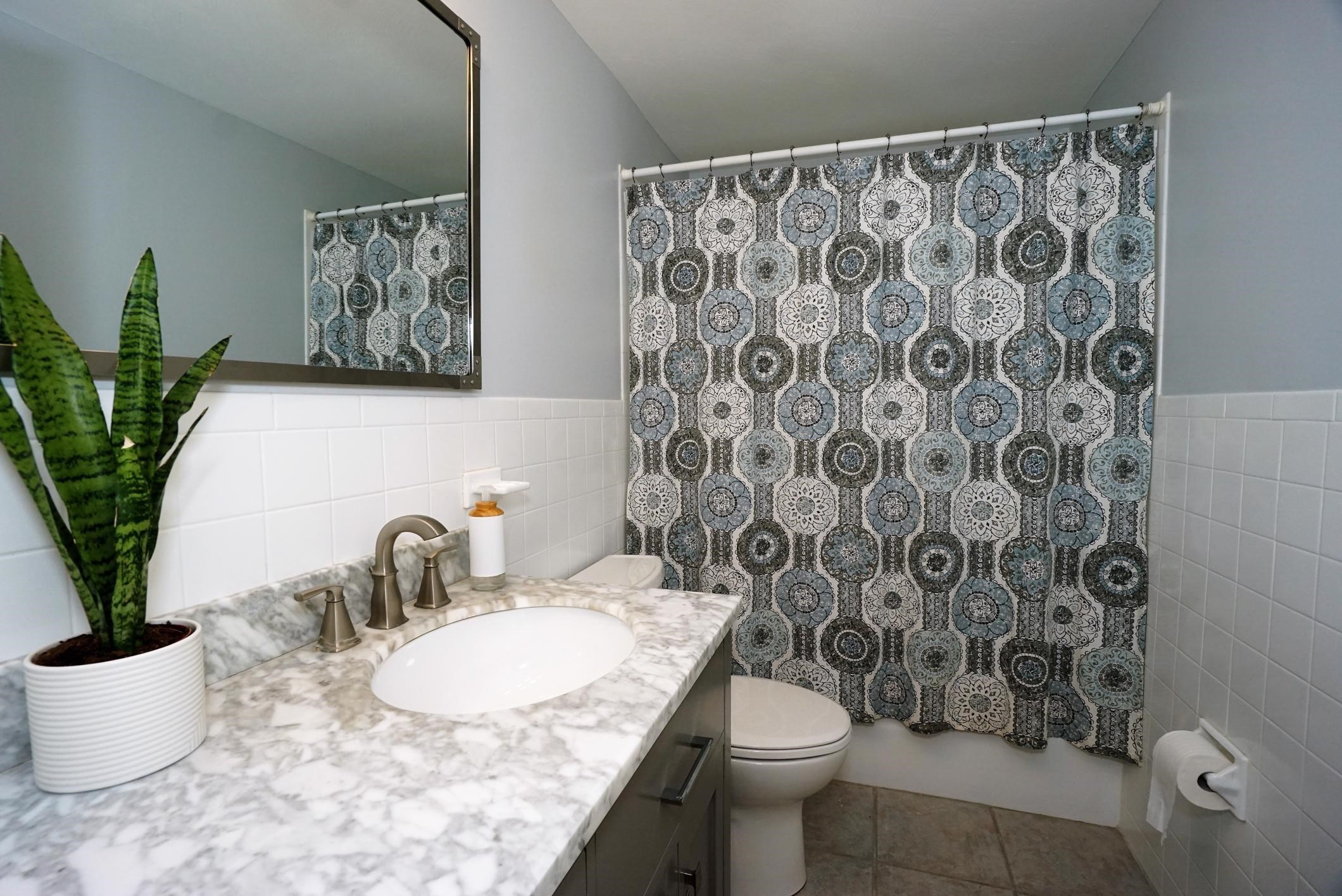 57 Robinhood Road Nashua, NH 03062 - Photo 16 of 40