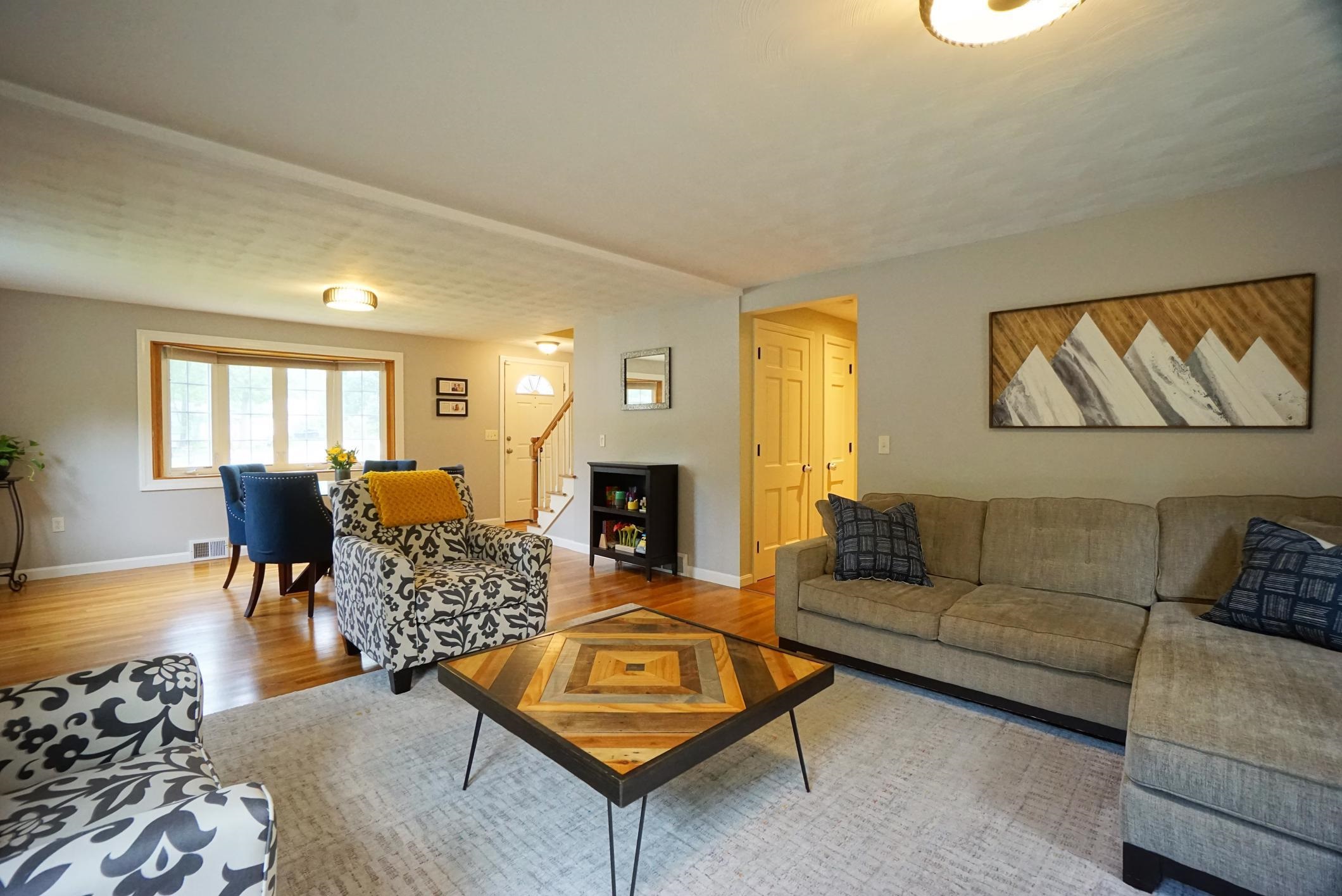57 Robinhood Road Nashua, NH 03062 - Photo 19 of 40