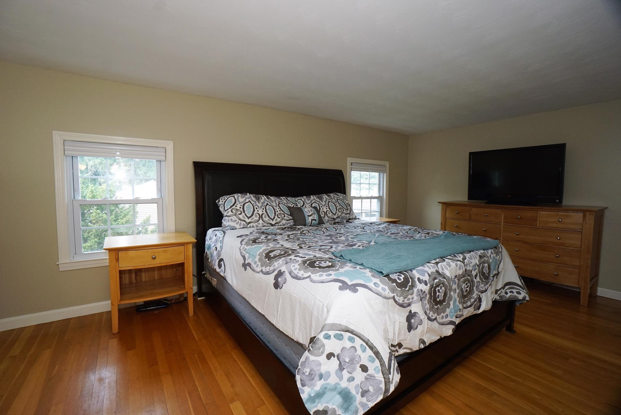 57 Robinhood Road Nashua, NH 03062 - Photo 29 of 40