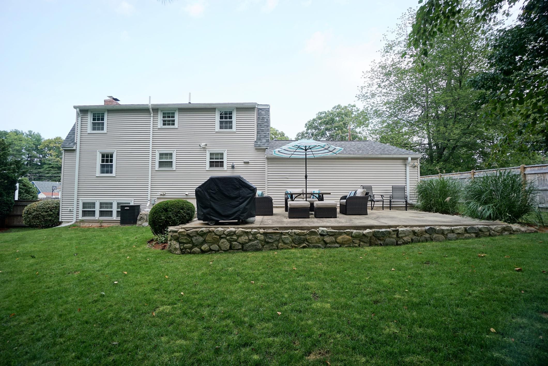 57 Robinhood Road Nashua, NH 03062 - Photo 39 of 40