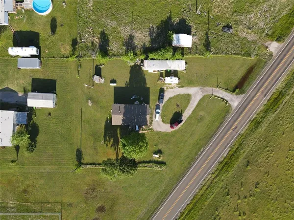 $500,000 | 16531 Farm To Market 455, Pilot Point, TX 76258