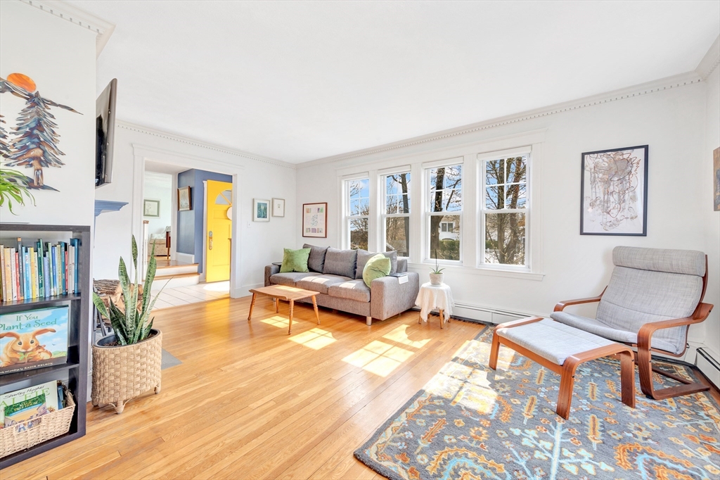 16 Wentworth Road Melrose, MA 02176 - Photo 8 of 41 Gallery Image 8