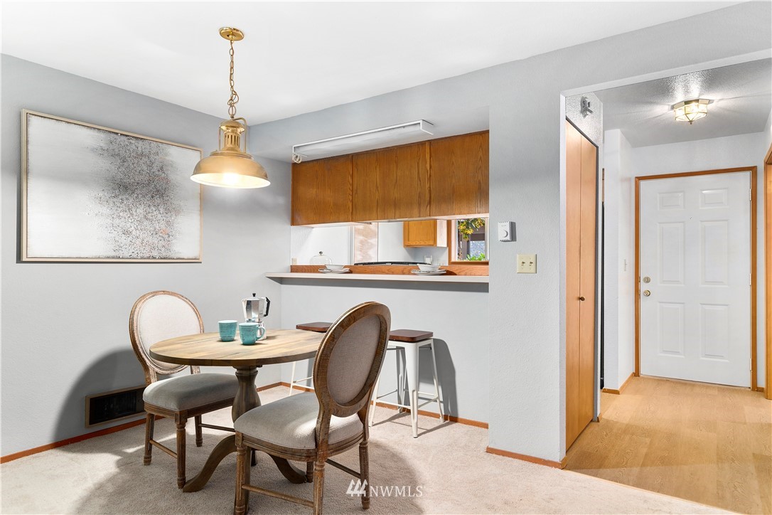 18910 Bothell Everett Highway, Unit J2 Bothell, WA 98012 - Photo 3 of 21 Gallery Image 3