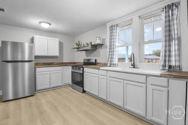 $289,000 | 373 South Main Street, Pembroke, GA 31321