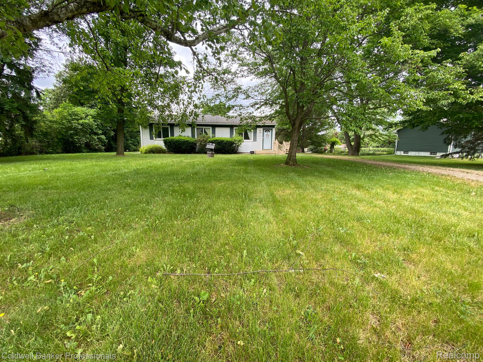 2423 Peppermill Road Lapeer, MI 48446 - Photo 1 of 26 Gallery Image 1