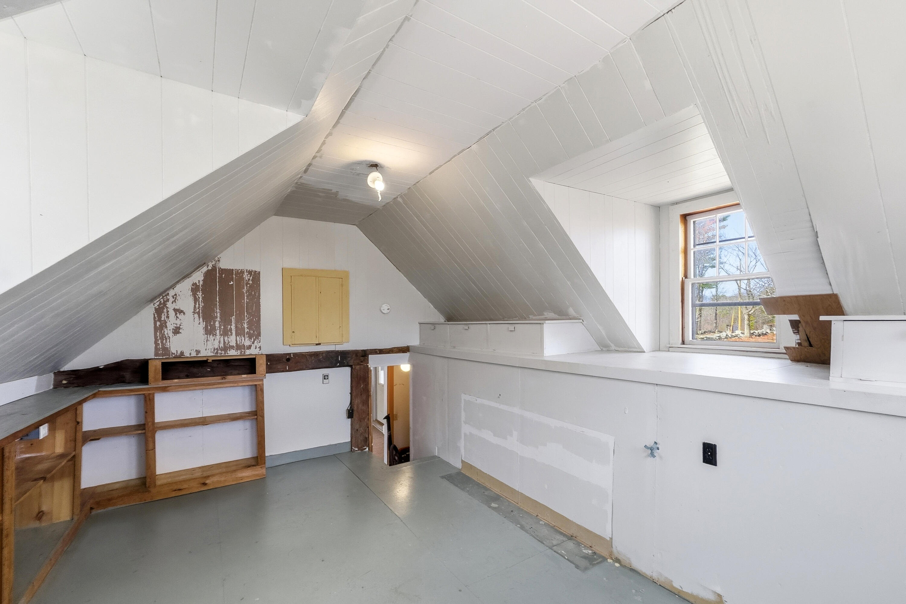 175 Quarry Road Waldoboro, ME 04572 - Photo 61 of 103 Hobby loft