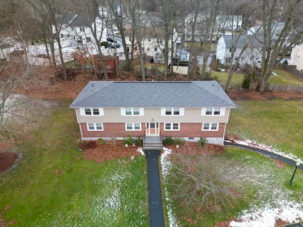 $2,100 | 6 Franzone Drive, Unit B, Haverhill, MA 01835