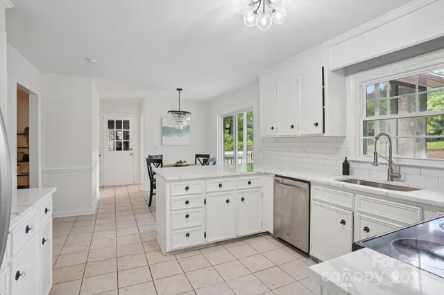 $760,000 | 10016 Whitethorn Drive, Charlotte, NC 28277