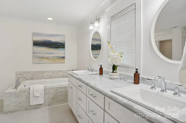 $760,000 | 10016 Whitethorn Drive, Charlotte, NC 28277