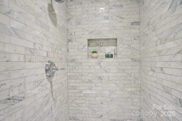 $760,000 | 10016 Whitethorn Drive, Charlotte, NC 28277