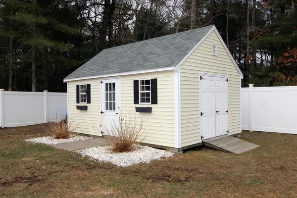 $699,950 | 35 Settlers Way, Bourne, MA 02532