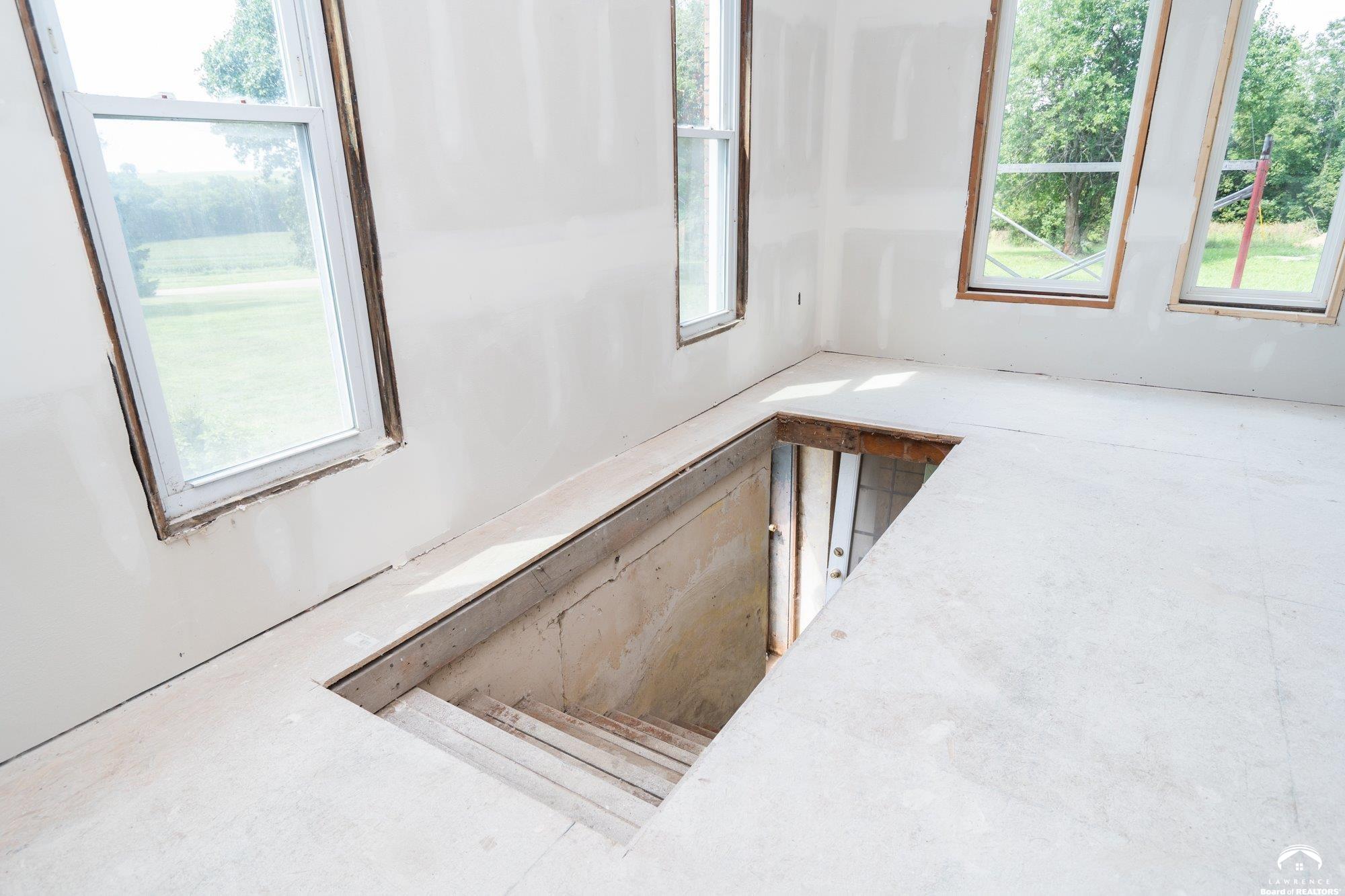 16010 Fairview Road Oskaloosa, KS 66066 - Photo 19 of 91