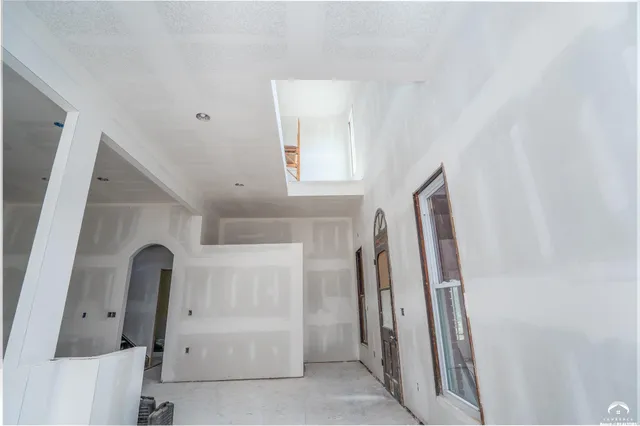 $575,000 | 16010 Fairview Road, Oskaloosa, KS 66066