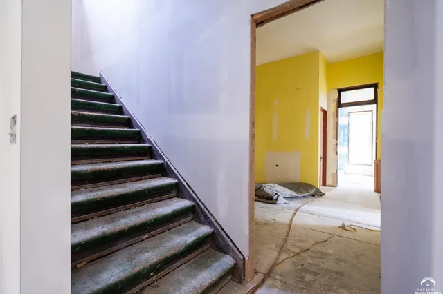 $575,000 | 16010 Fairview Road, Oskaloosa, KS 66066