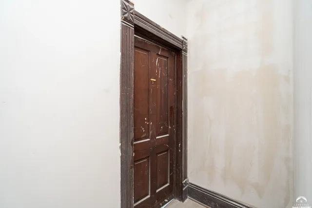 $575,000 | 16010 Fairview Road, Oskaloosa, KS 66066