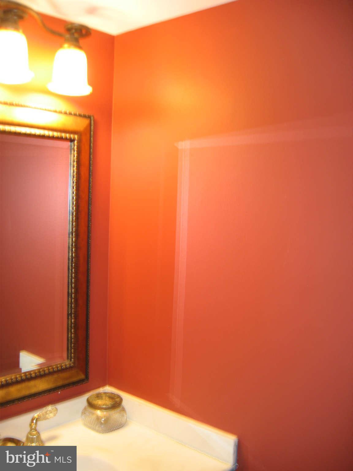 8004 Rising Ridge Road Bethesda, MD 20817 - Photo 3 of 30 Powder Room