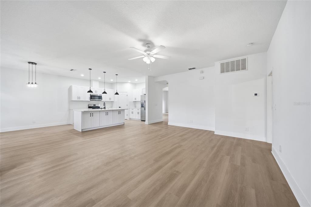 1908 Abbey Ridge Drive Dover, FL 33527 - Photo 14 of 43