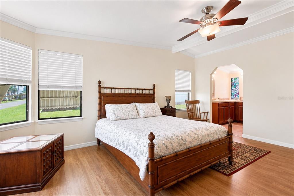 252 Loon Lane, Unit 252 Naples, FL 34114 - Photo 35 of 69 Gallery Image 35