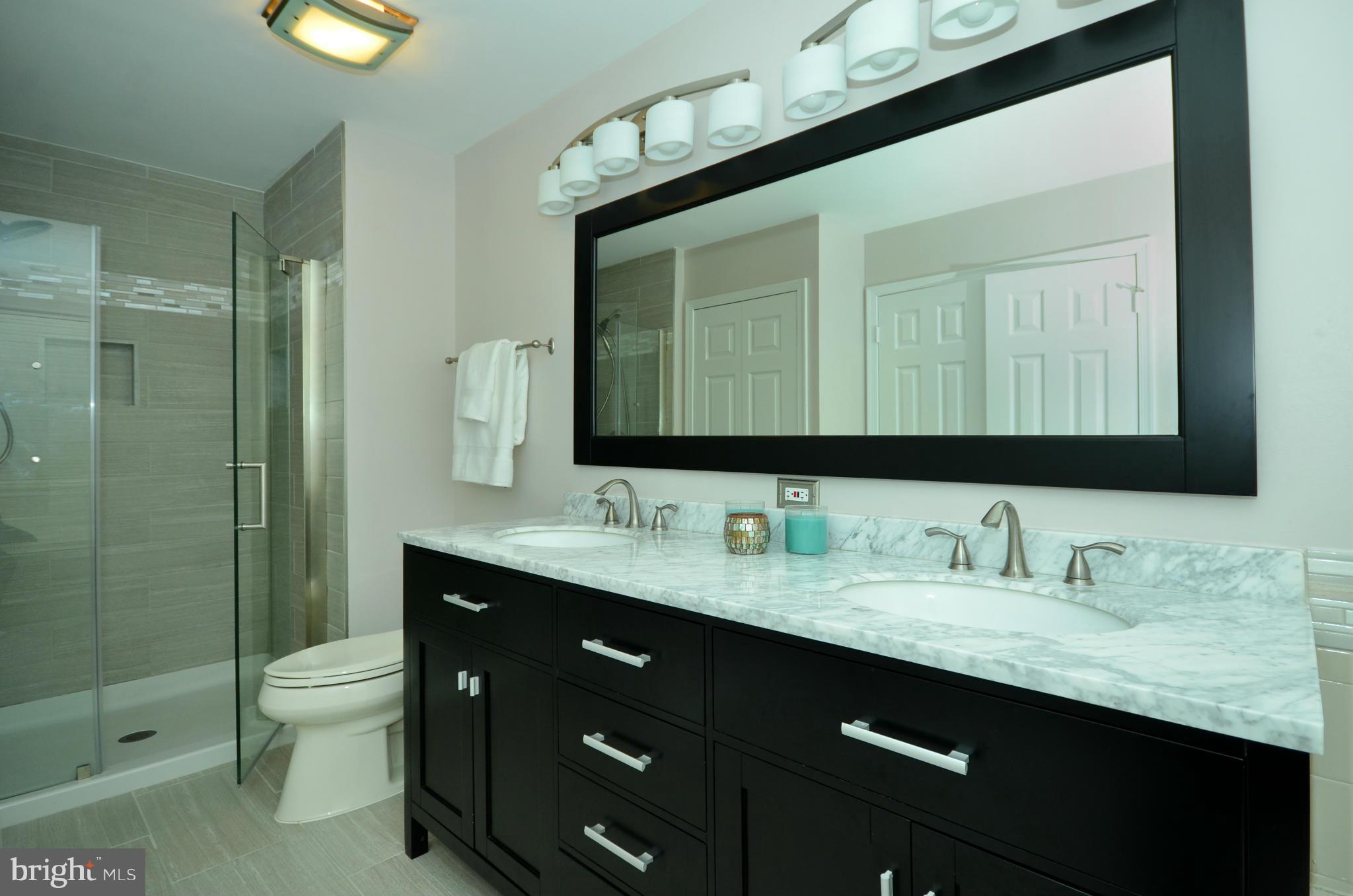 936 Walnut Wood Road Cockeysville, MD 21030 - Photo 11 of 27 Luxurious renovated master bath!
