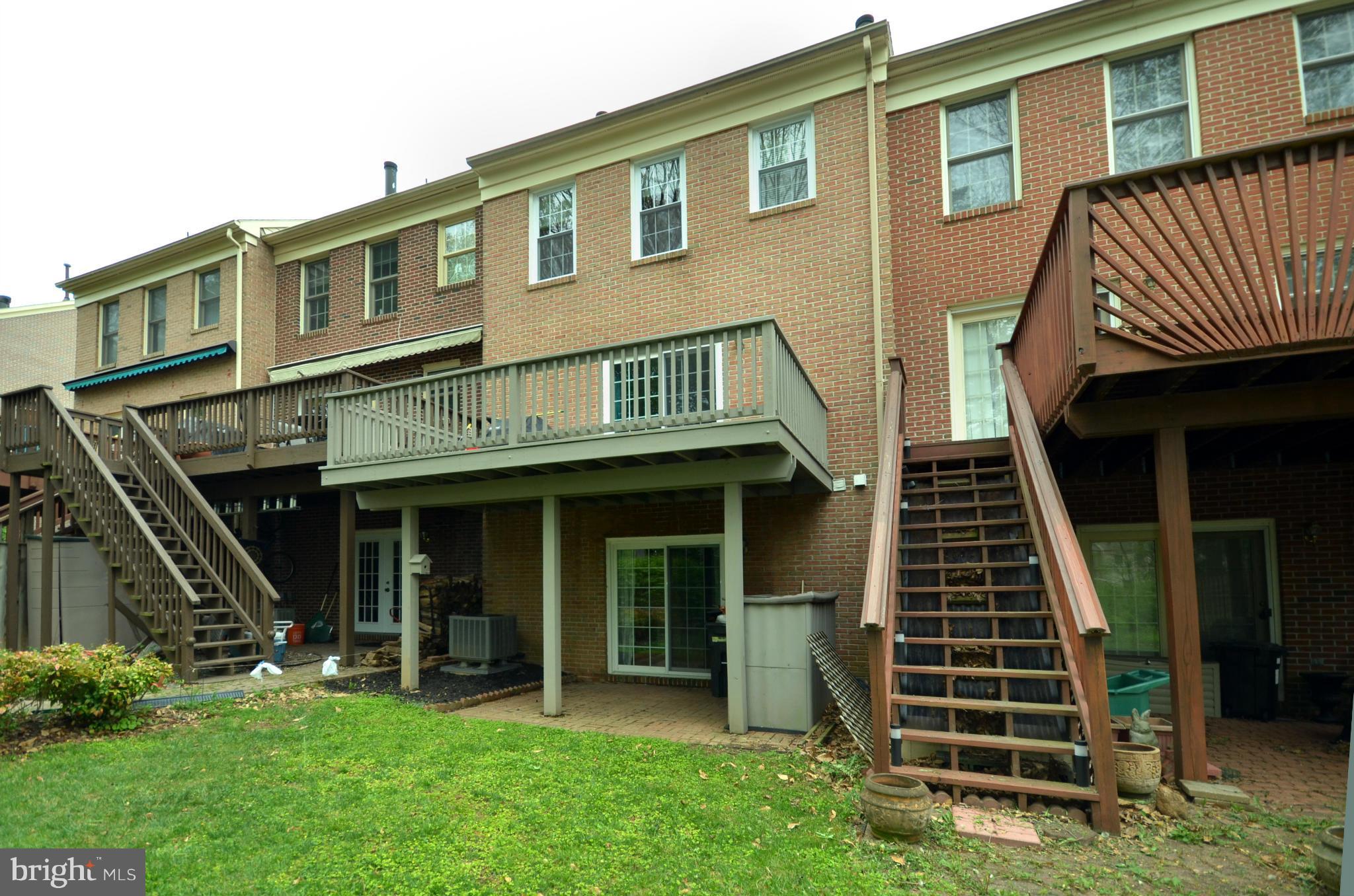 936 Walnut Wood Road Cockeysville, MD 21030 - Photo 26 of 27 Exterior (Rear)