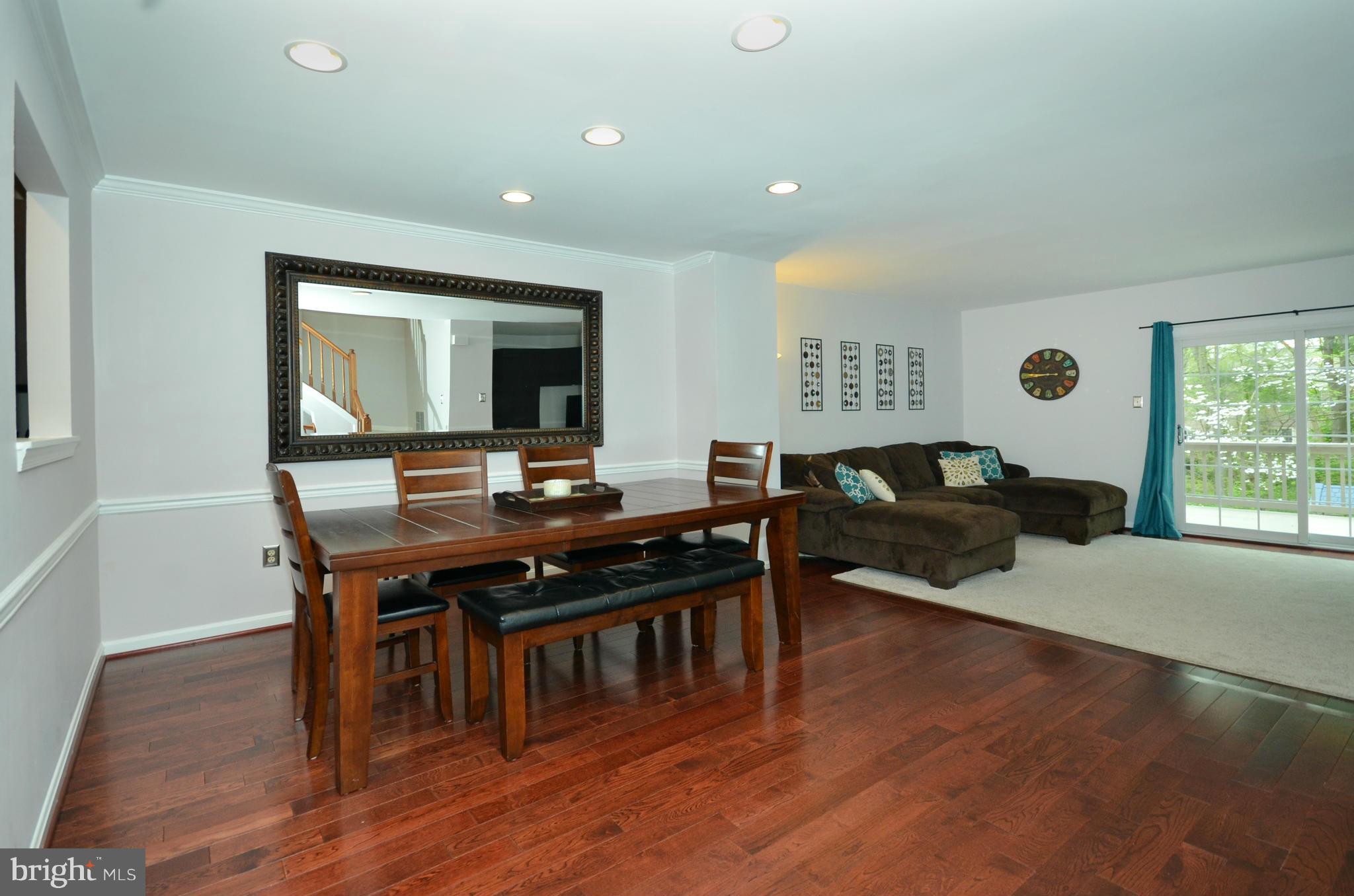 936 Walnut Wood Road Cockeysville, MD 21030 - Photo 6 of 27 Dining Room w/ hw floors & recessed lighting