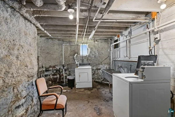 $314,900 | 1801 East 4th Street, Duluth, MN 55812