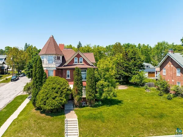 $314,900 | 1801 East 4th Street, Duluth, MN 55812