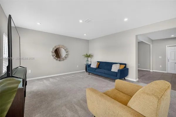 $3,000 | 220 Raspberry Road, Fort Pierce, FL 34981