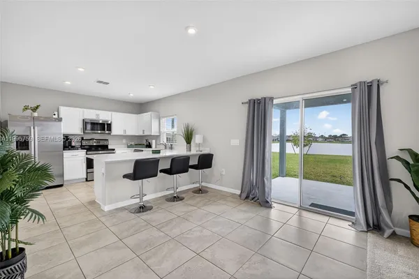 $3,000 | 220 Raspberry Road, Fort Pierce, FL 34981