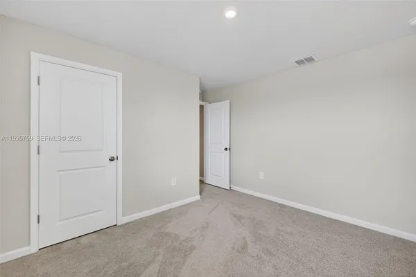 $3,000 | 220 Raspberry Road, Fort Pierce, FL 34981