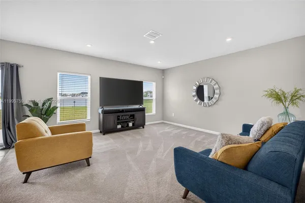 $3,000 | 220 Raspberry Road, Fort Pierce, FL 34981