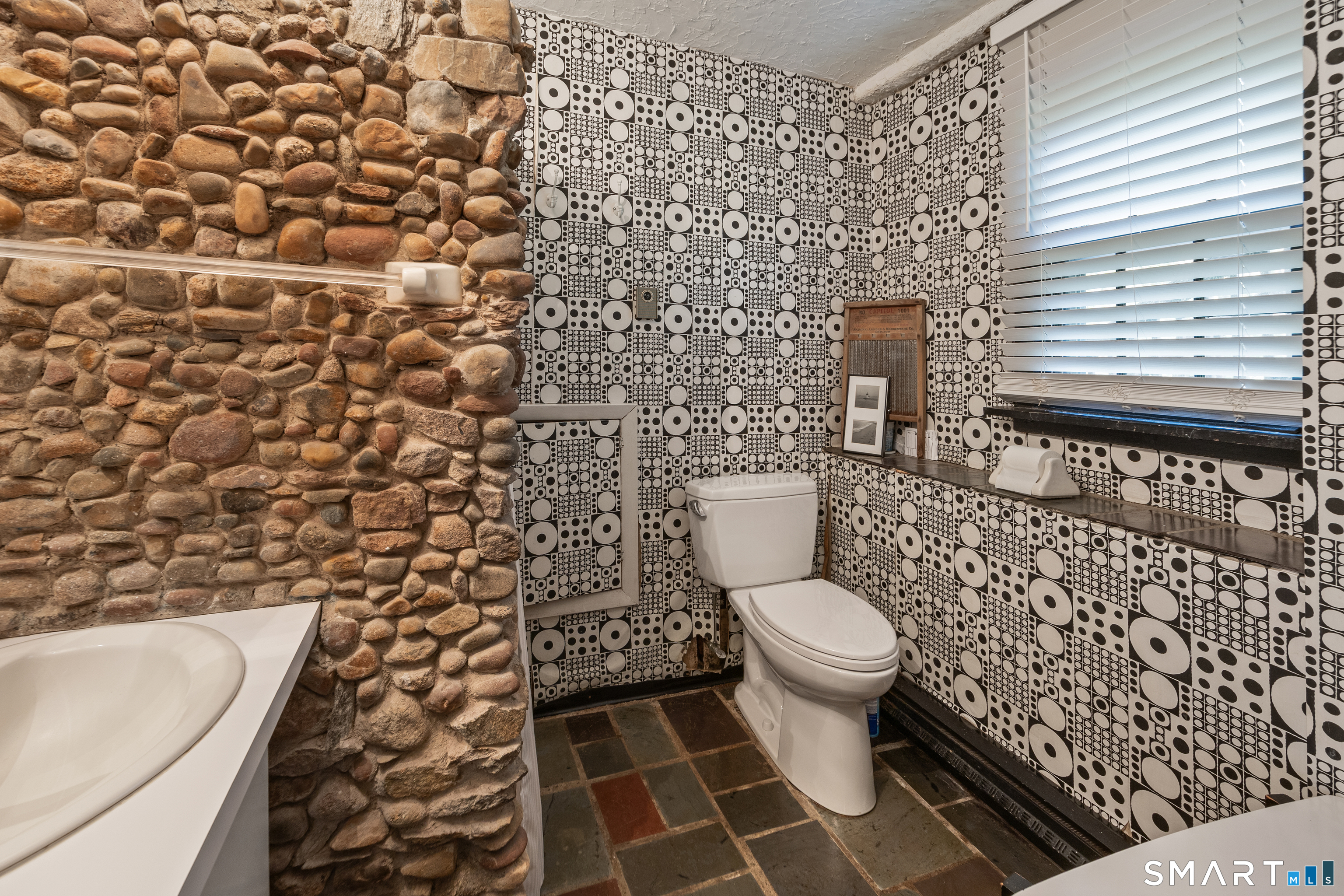980 Notch Road Cheshire, CT 06410 - Photo 31 of 37 Gallery Image 31