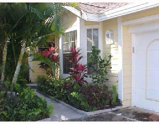 5278 Park Pl Circle Boca Raton, FL 33486 - Photo 2 of 4 Fairfield Entrance